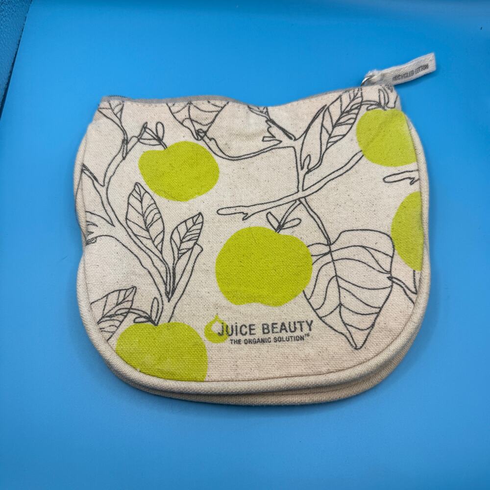 FREE WITH ANY PURCHASE Juice Beauty Green Apples Cosmetic Makeup Bag